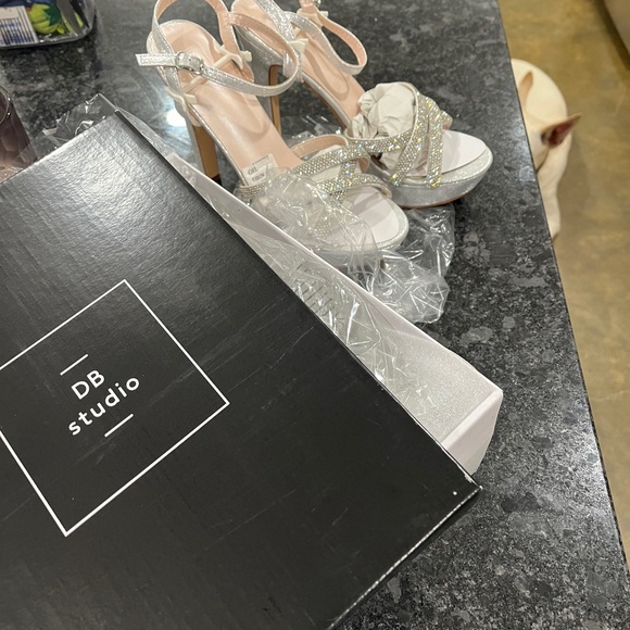 David’s Bridal Valentina#23. They’re here. I ordered the wrong size/heel type - Picture 9 of 11